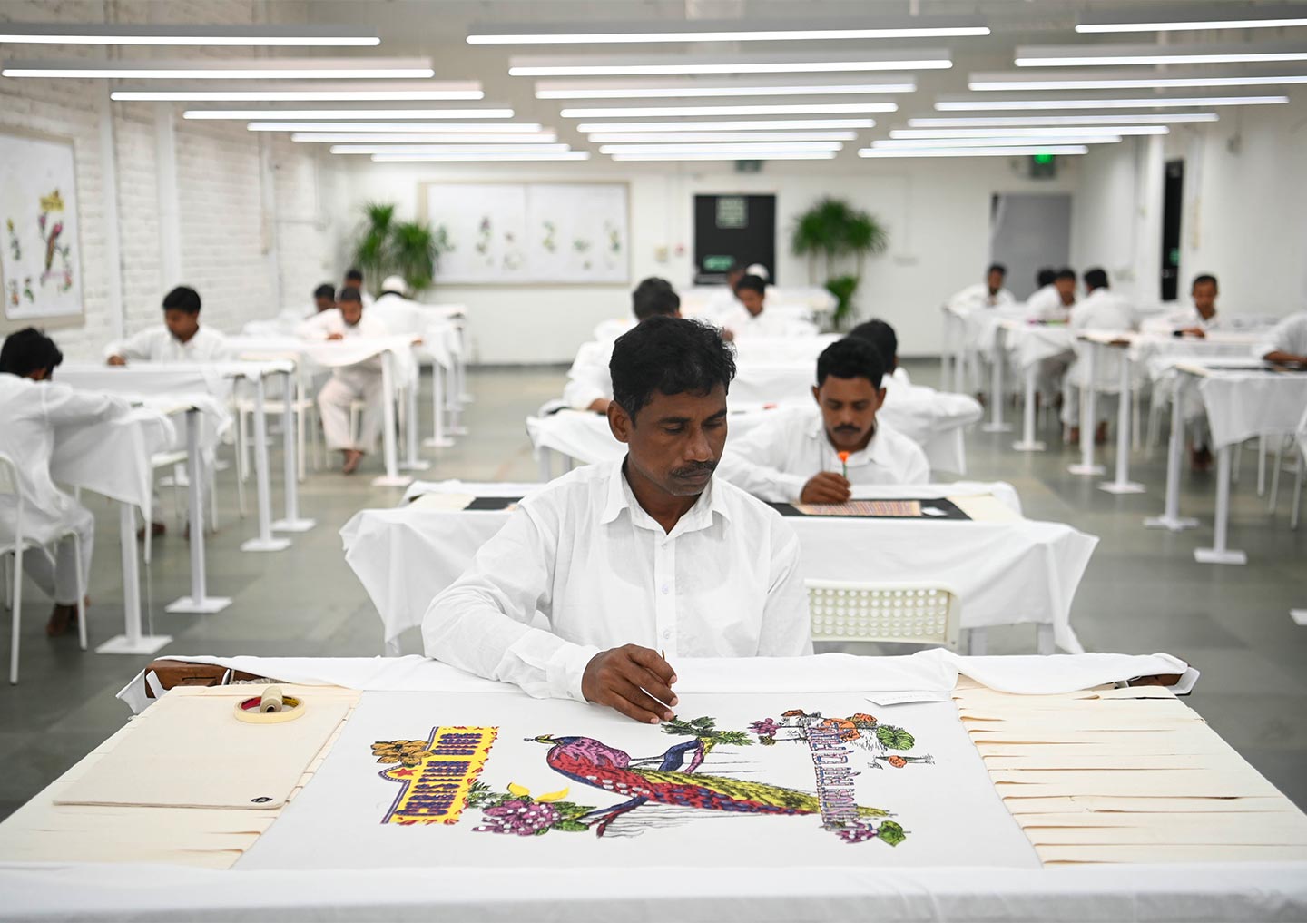 Chanakya's special presentation in honour of the Dior Fall 2023 showcase as "an ode to the artisan, a reflection of their creative spirit, and the sustaining power of human hands" © Dior, photo: Sahiba Chawdhary