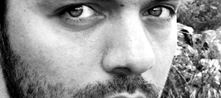 Alt image