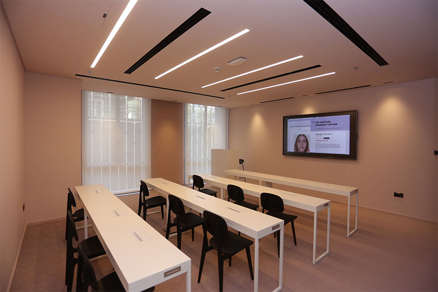 IM Dubai Theory Room