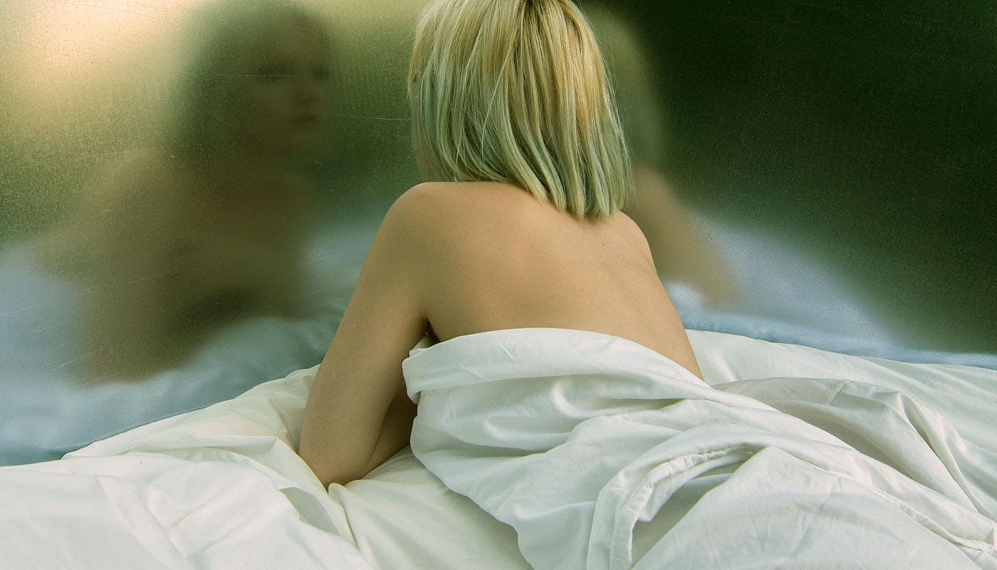 1400x800  0016 Isabella Cholmeley 01