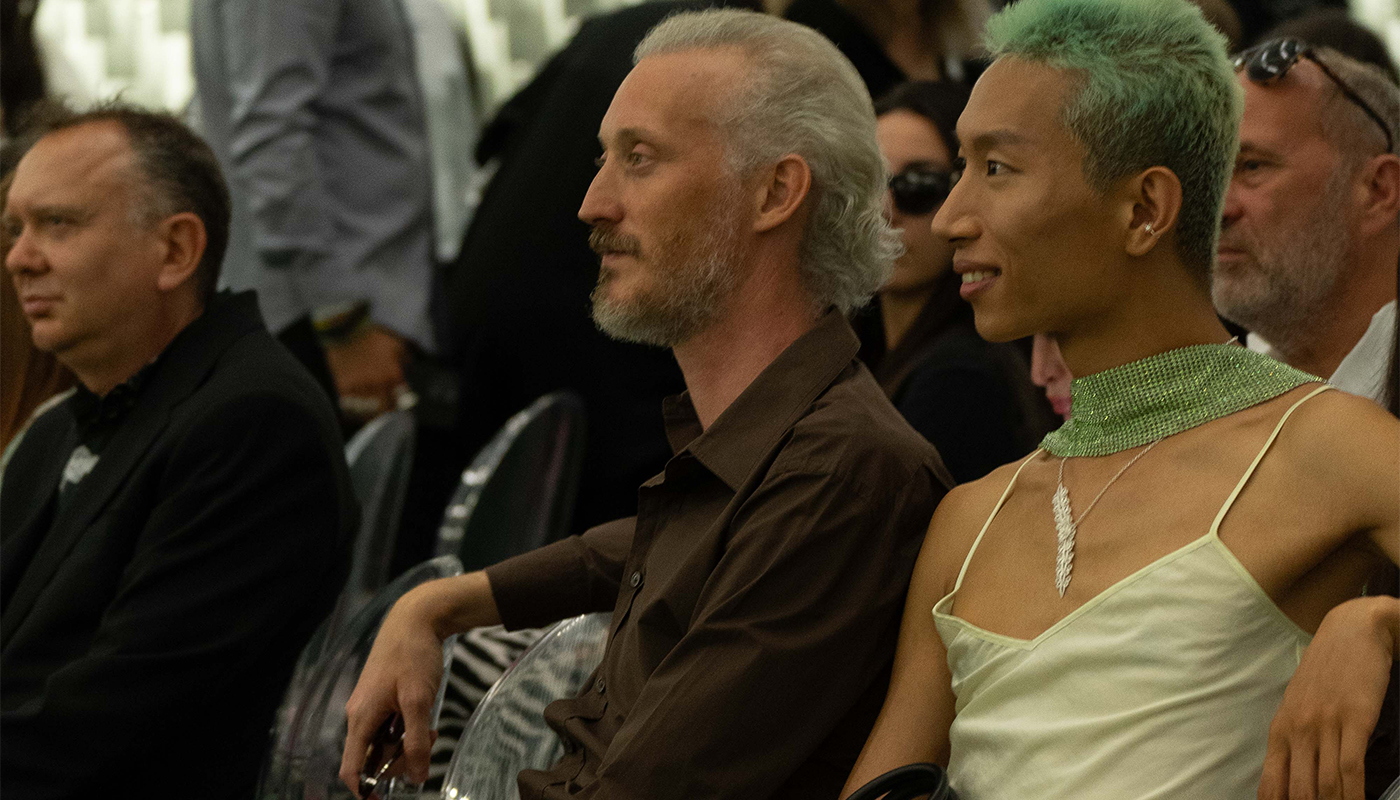 GALLERY FRONT ROW 0002 DSC02042