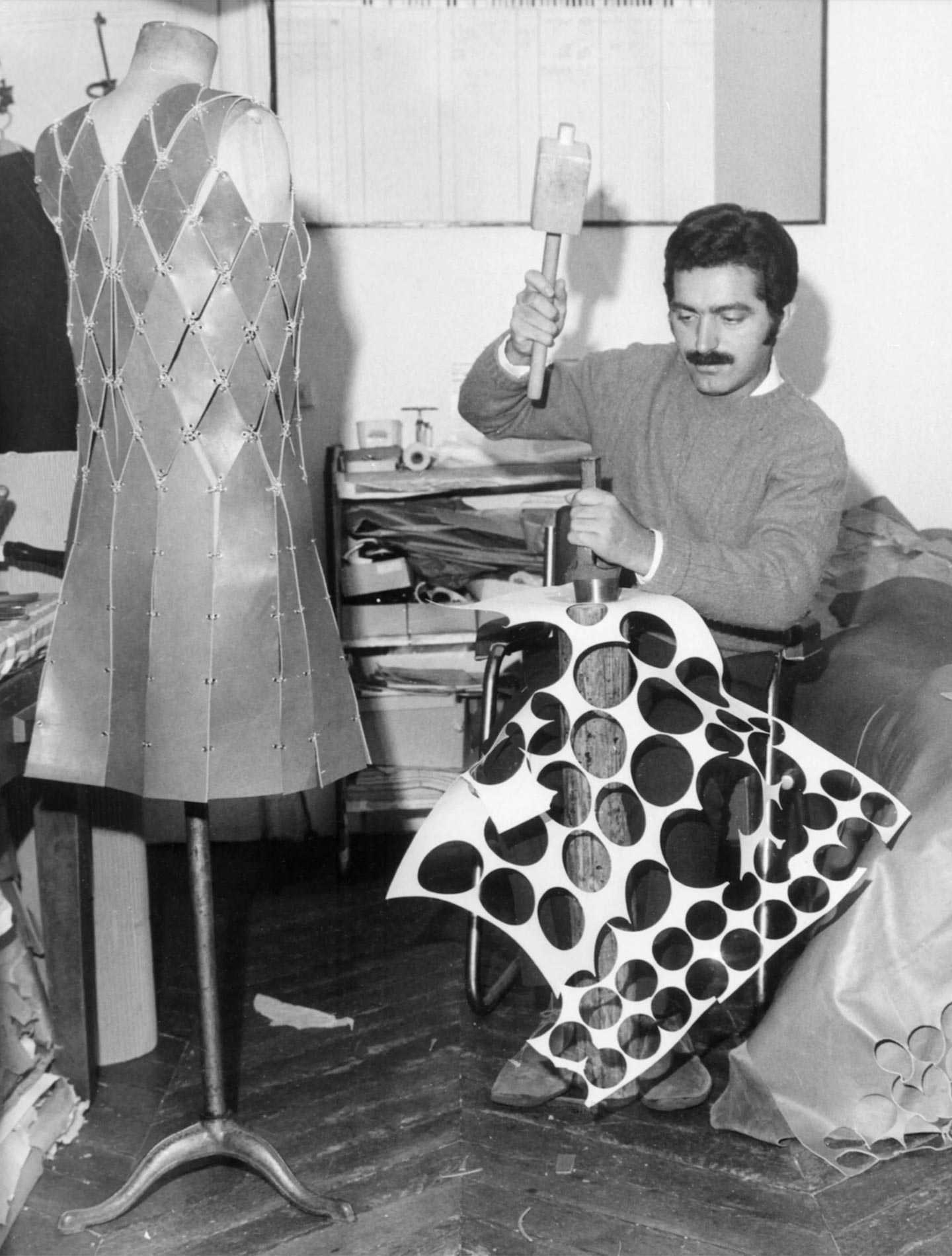 Paco Rabanne in his studio in 1966