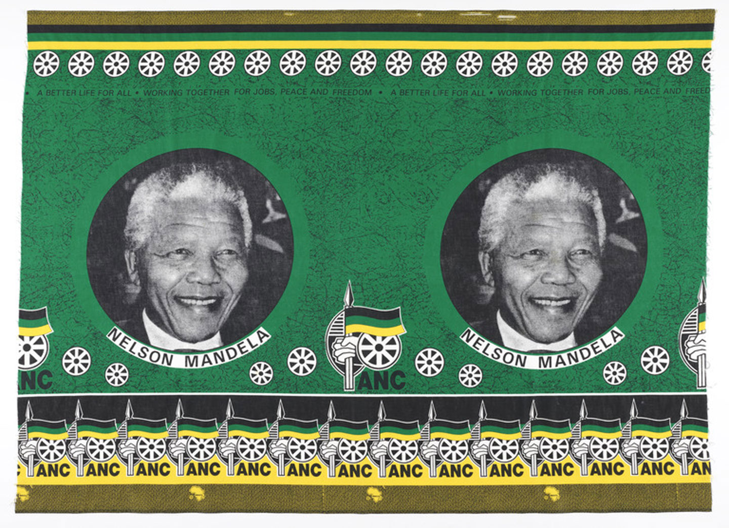 ANC Nelson Mandela commemorative clothSouth Africa, 1991© Victoria and Albert Museum, London