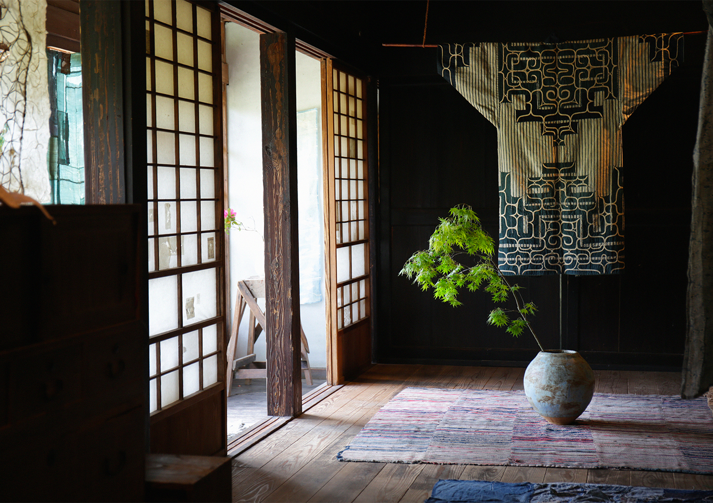 Discover Old Industrial, a Japanese antique textile collective founded by a husband-and-wife team in the countryside just outside Tokyo. This is the first topic featured in the new series for Maze35 – ‘An Offbeat Guide to Japan. Tokyo Stories’. © photo: Nick Clements