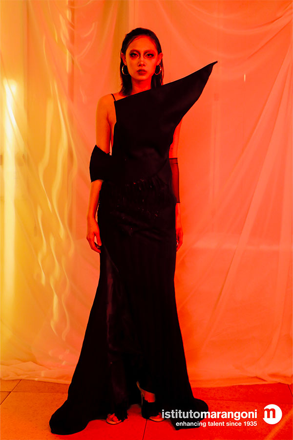 Design by Fan Junhan, styled and made up by Zhang Yuchu, featuring model Entong.