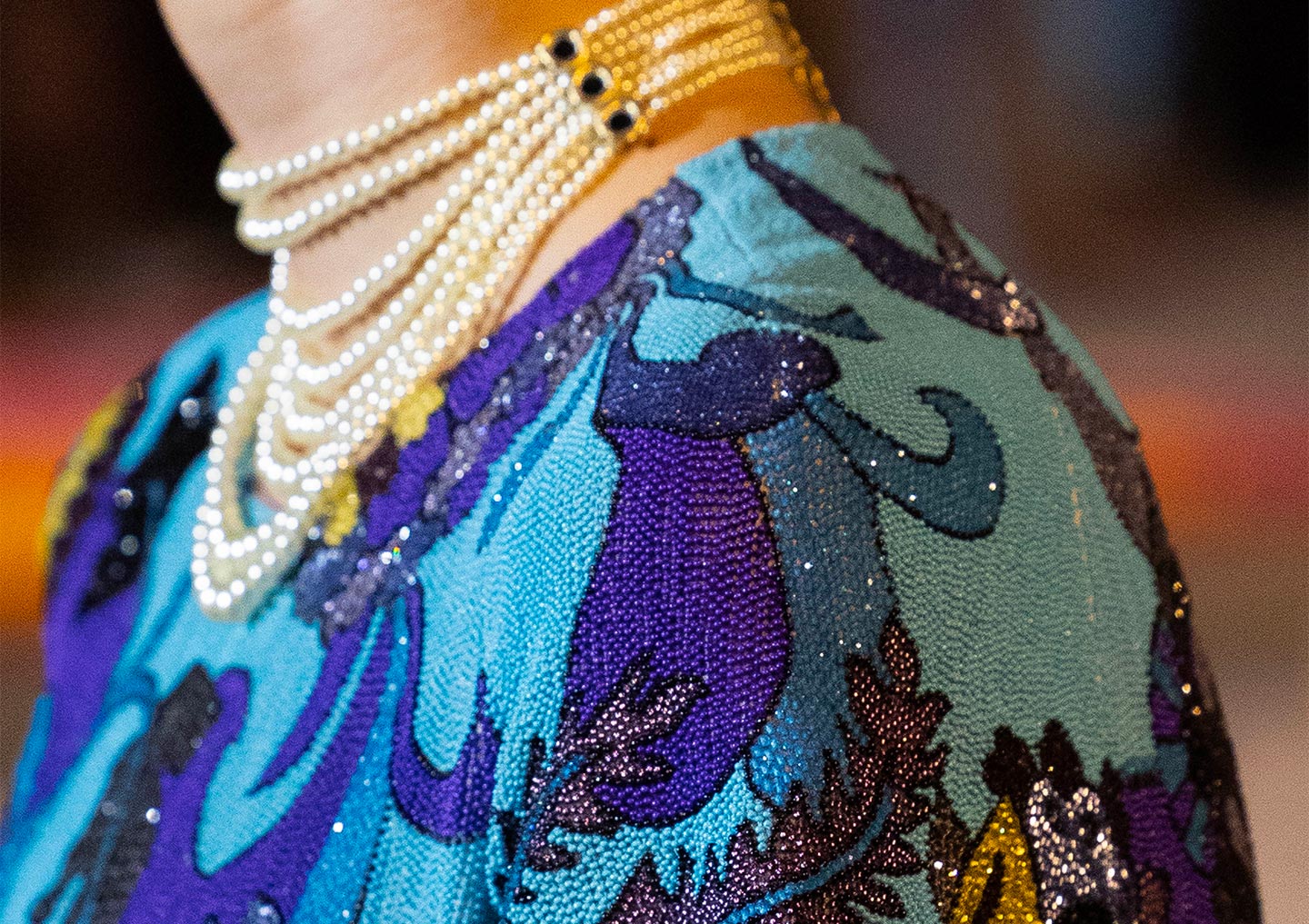 A look detail from the Dior Fall 2023 show in Mumbai © Dior