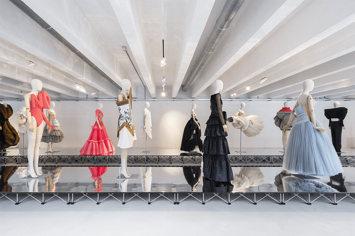 maze35 10 corso como viktor rolf spectrum exhibition 2